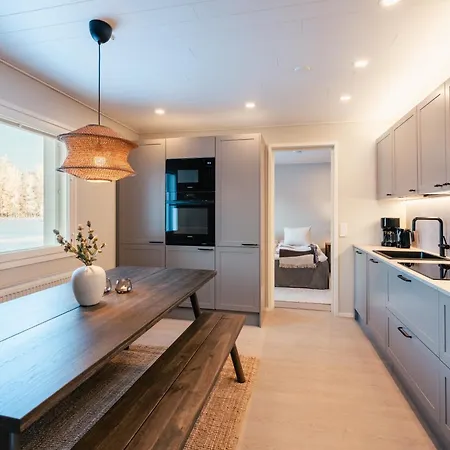 Arctic Circle Homes, Lapland Lakeside * Ranua