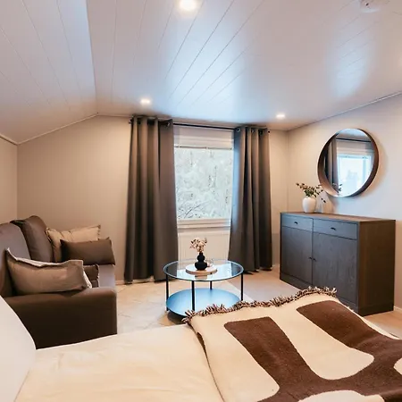 别墅 Lapland Lakeside 拉努阿