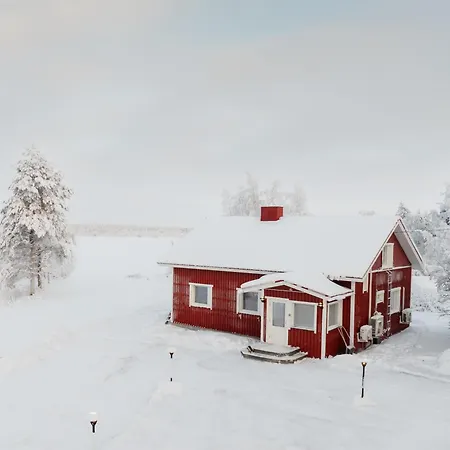 Arctic Circle Homes, Lapland Lakeside